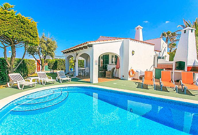 ,Beautiful villa with private pool . - Villa Iris . (Galerie de photos) }}