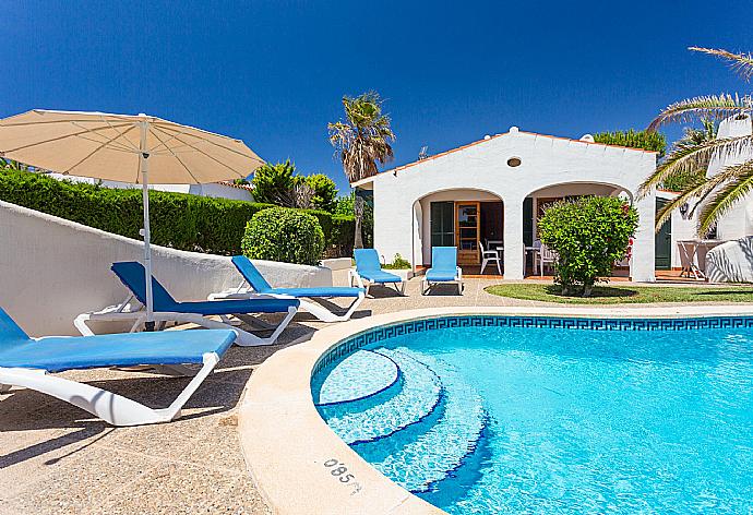 Beautiful villa with private pool and terrace . - Villa Noixa . (Galería de imágenes) }}