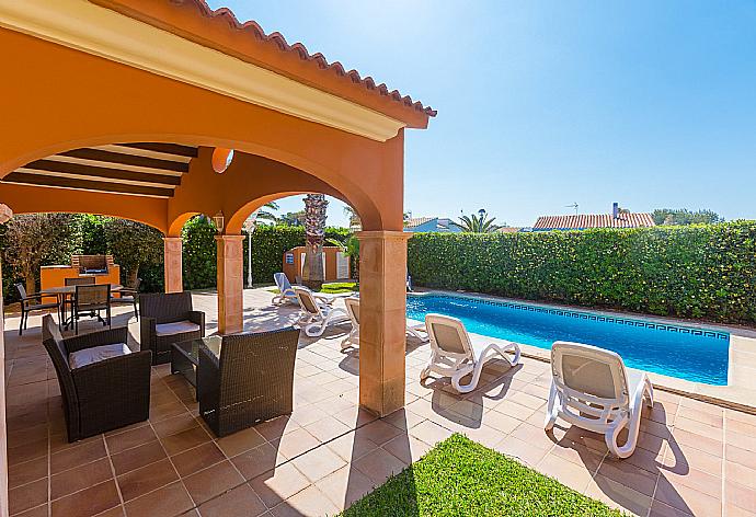 Terrace area and private pool . - Villa Amapola . (Galleria fotografica) }}
