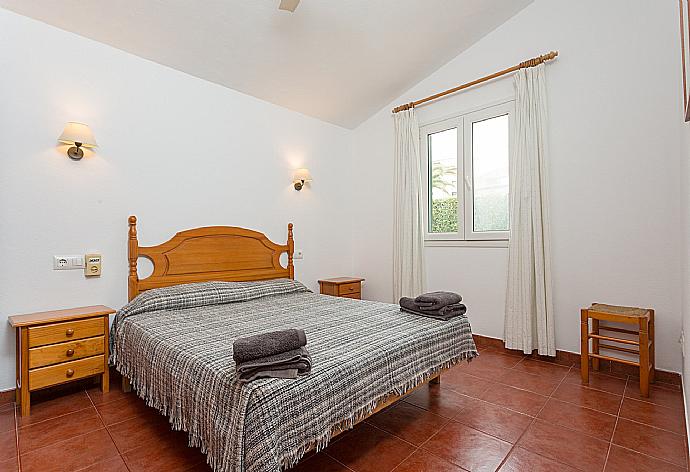 Double bedroom . - Villa Calitja Dos . (Fotogalerie) }}