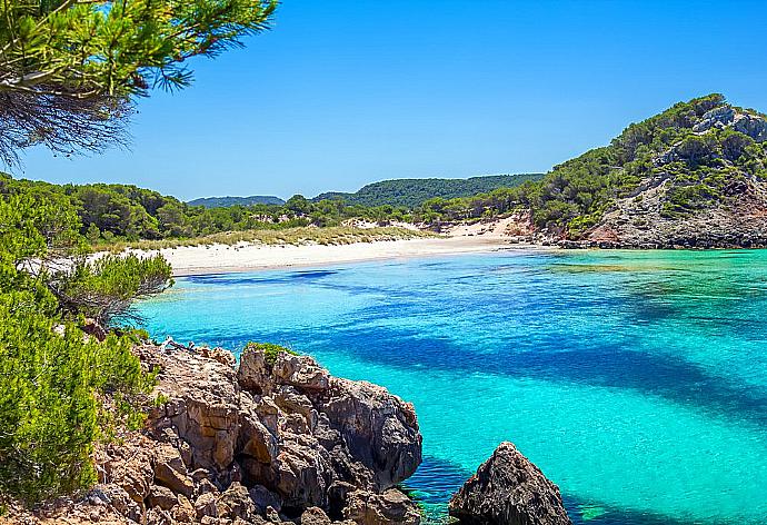 Cala Pilar . - Villa Salzina . (Galleria fotografica) }}