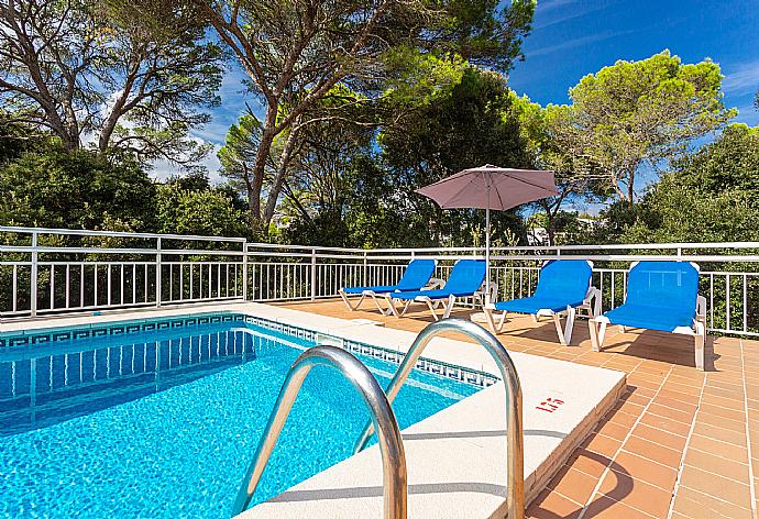 Private pool and terrace . - Villa Salzina . (Galleria fotografica) }}