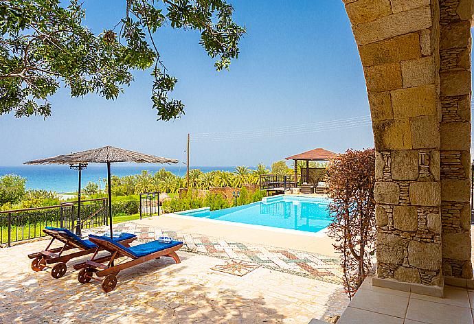 Private infinity pool, terrace, and garden with panoramic sea views . - Villa Minoas . (Photo Gallery) }}