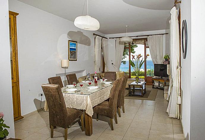 Indoor dining area  . - Villa Minoas . (Photo Gallery) }}