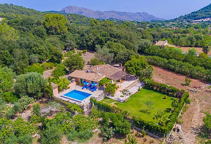 Beautiful Secluded Villa with Private Pool, Terrace and Garden area . - Villa El Pont . (Photo Gallery) }}