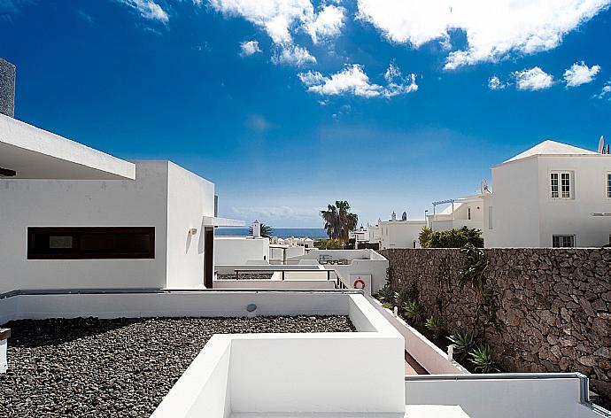 Balcony . - Villa Julianne 3 . (Fotogalerie) }}