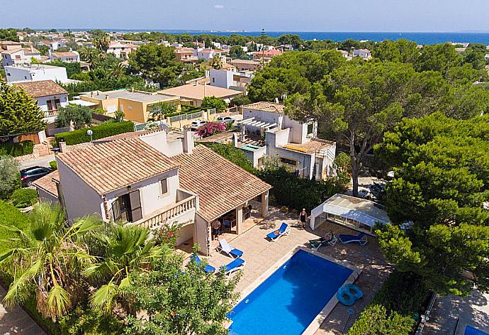 Beautiful Villa with Private Pool and Terrace  . - Villa Karen . (Galería de imágenes) }}