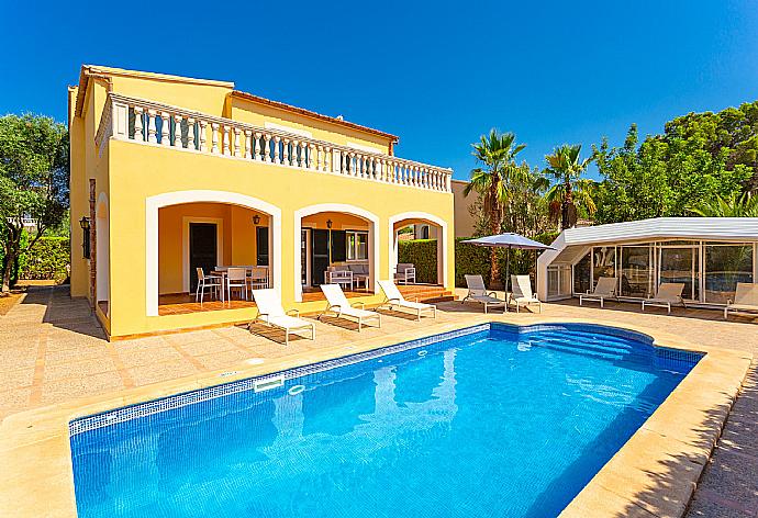 Beautiful villa with private pool and terrace . - Villa Paula . (Photo Gallery) }}