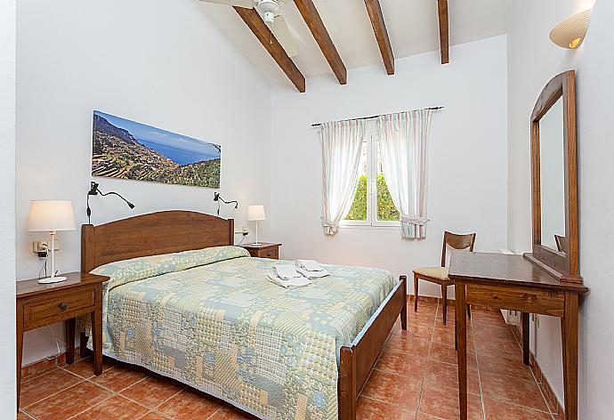 Double bedroom . - Villa Paula . (Photo Gallery) }}