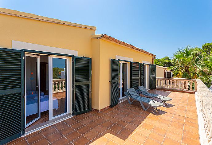 Balcony . - Villa Paula . (Fotogalerie) }}