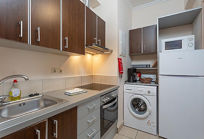 Equipped kitchen . - Foteini Apartment . (Fotogalerie) }}