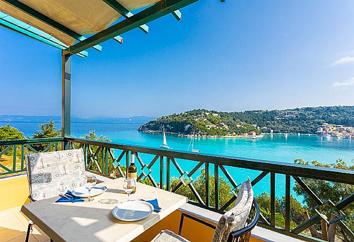 ,Beautiful villa with private terraces and panoramic sea views . - Katerina . (Fotogalerie) }}