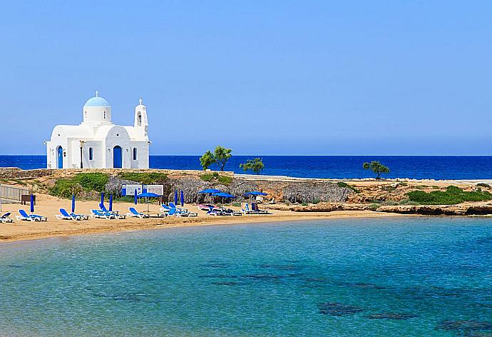 St. Nikolaos Church, Protaras . - Villa Fortuna . (Галерея фотографий) }}