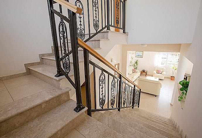 Staircase  . - Villa Regina 1 . (Photo Gallery) }}