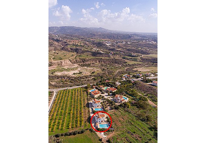 Aerial view of the Villa  . - Villa Regina 1 . (Photo Gallery) }}