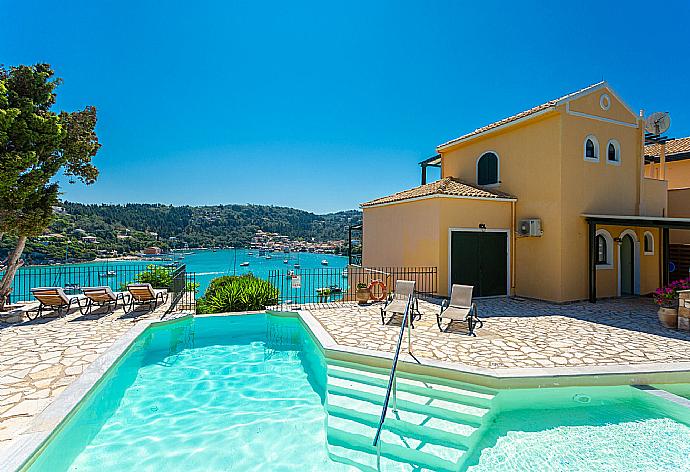 Beautiful villa with private pool and terrace with panoramic sea views . - Alexander . (Galería de imágenes) }}