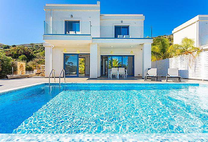 Beautiful villa with private pool and terrace . - Villa Seashell . (Galería de imágenes) }}