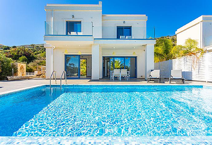 Beautiful villa with private pool and terrace . - Villa Seashell . (Galleria fotografica) }}