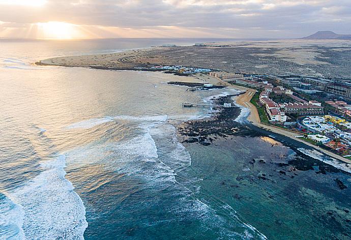 Sunrise over Playa Puerto Remedios . - Villa Remos Ocho . (Photo Gallery) }}