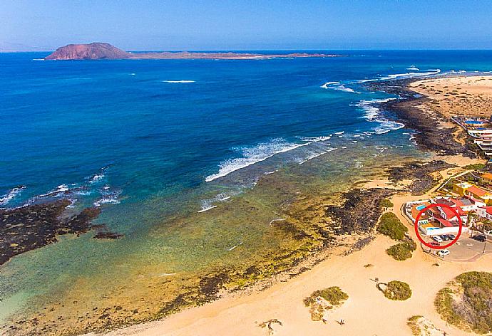 Aerial View . - Villa Remos Ocho . (Galería de imágenes) }}