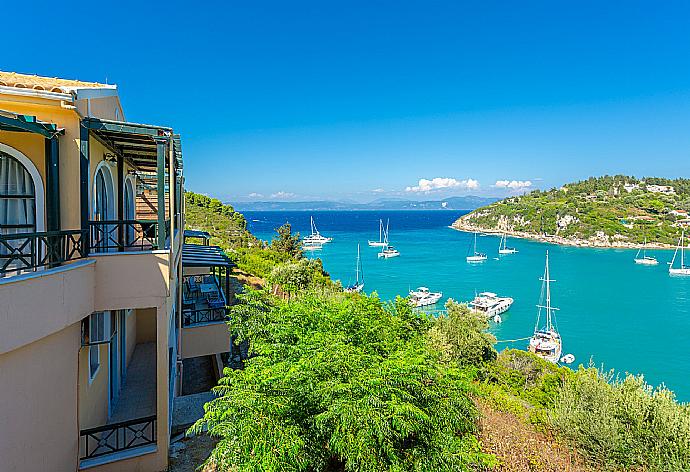 Balcony with panoramic sea views . - Thanasis . (Галерея фотографий) }}