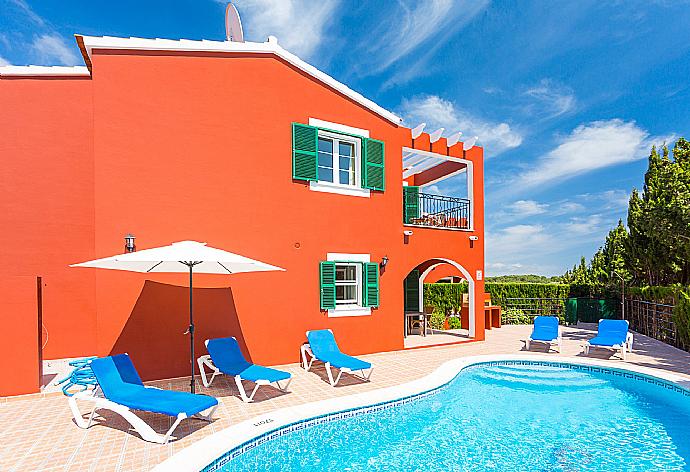 Beautiful villa with private pool and terrace . - Villa Cala Galdana 7 . (Галерея фотографий) }}