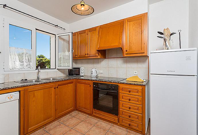 Equipped kitchen . - Casa Anna . (Fotogalerie) }}