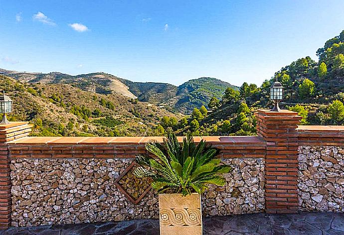 Terrace  views . - Villa Rosandra . (Photo Gallery) }}