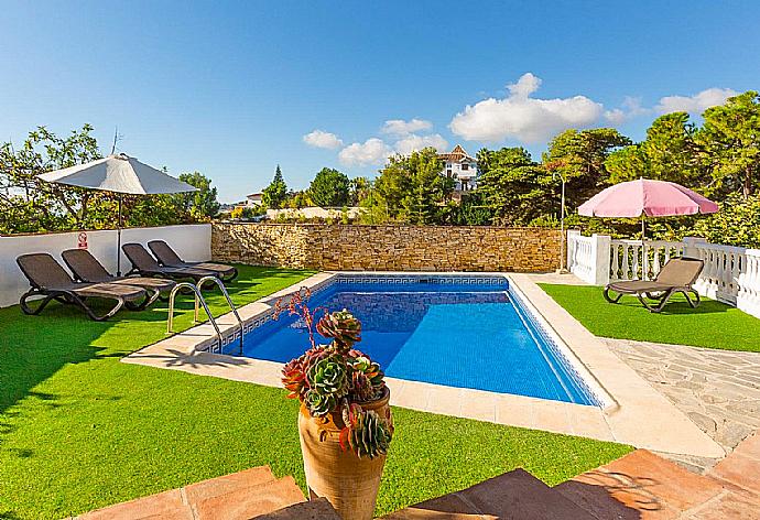 Private pool with terrace area . - Casa Alberto . (Γκαλερί Φωτογραφιών) }}