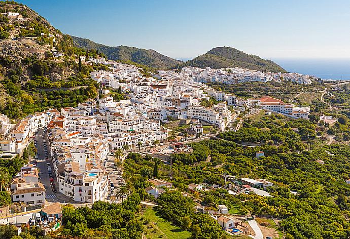 Frigiliana . - Miguel Franco . (Галерея фотографий) }}