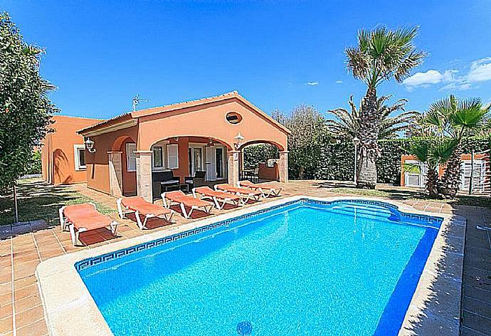 ,Beautiful villa with private pool and terrace . - Villa Viola . (Галерея фотографий) }}