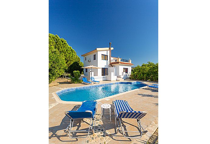 Beautiful villa with private pool and terrace . - Villa Charoula Tessera . (Fotogalerie) }}