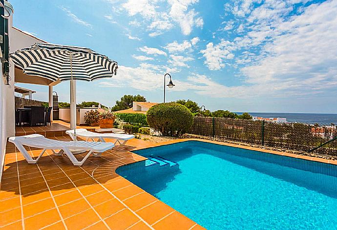 Private pool and terrace with sea views . - Villa Es Llaut . (Fotogalerie) }}