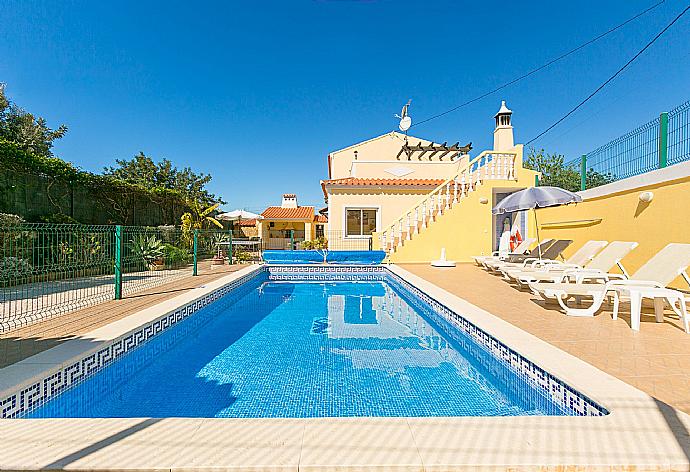 ,Beautiful villa with private pool and terrace . - Casa da Encosta . (Галерея фотографий) }}