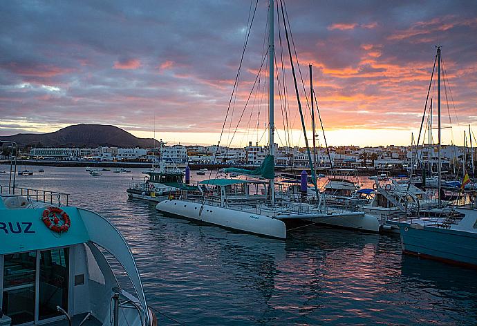 Puerto de Corralejo . - Villa Dream Seis . (Fotogalerie) }}