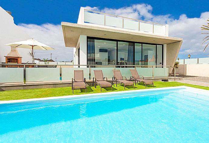 Villa Dream Siete Pool