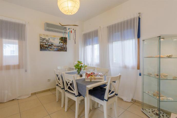  . - Argaka Sunset Villa . (Photo Gallery) }}