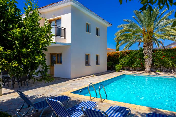 Play ARGAKA SUNSET VILLA Video