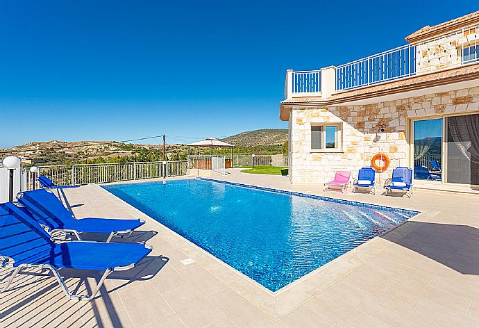 Beautiful villa with private pool and terrace . - Villa Christel . (Fotogalerie) }}