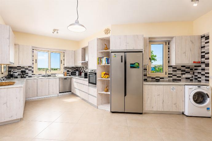 Equipped kitchen on ground floor . - Villa Christel . (Photo Gallery) }}