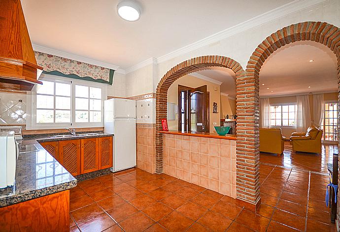 Kitchen . - El Fraile . (Photo Gallery) }}