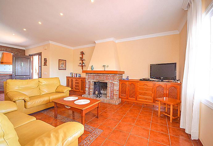 Living area with WiFi, TV, and DVD . - El Fraile . (Photo Gallery) }}