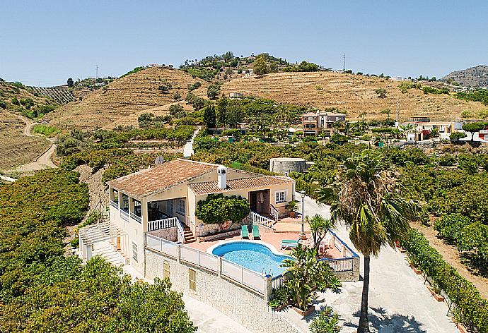 Aerial view of the villa  . - El Fraile . (Photo Gallery) }}