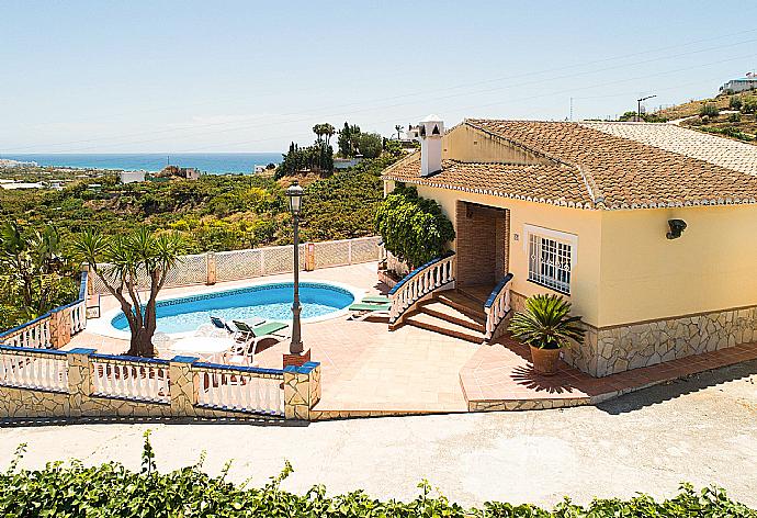 Aerial view of the villa  . - El Fraile . (Photo Gallery) }}