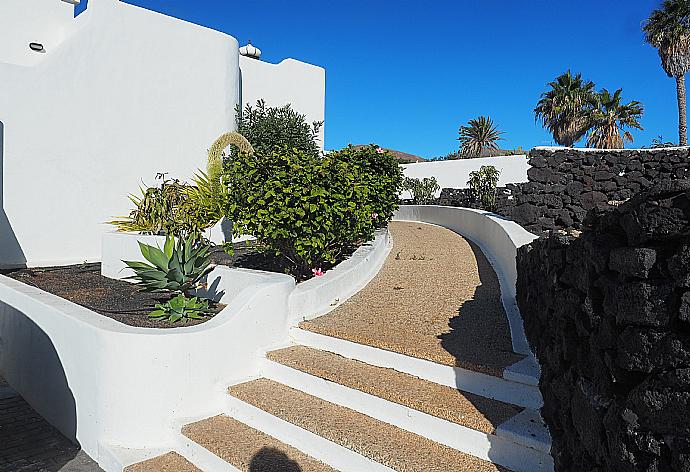 Garden area . - Villa Angela Vista . (Photo Gallery) }}
