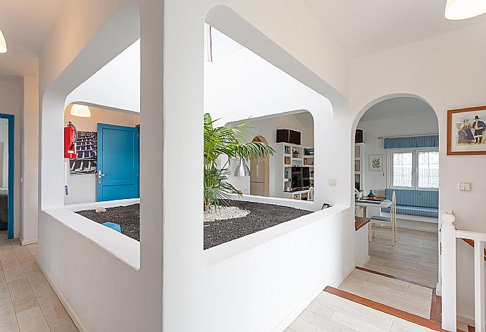 Beautiful indoor decoration . - Villa Angela Vista . (Photo Gallery) }}