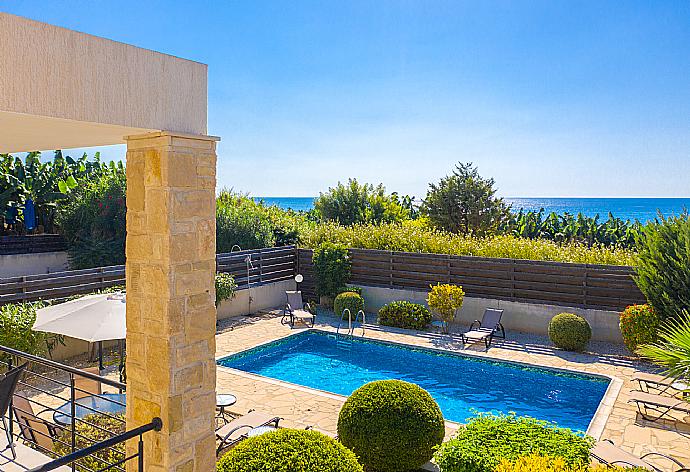 Private pool and terrace with sea views . - Villa Felice . (Galerie de photos) }}