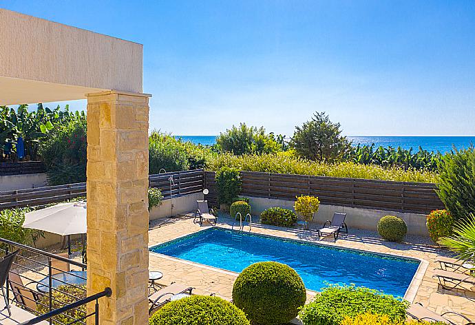 Private pool and terrace with sea views . - Villa Felice . (Photo Gallery) }}