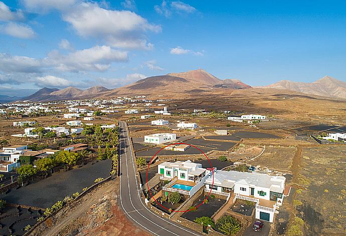 Aerial view showing location of Villa Sol Y Mar . - Villa Sol y Mar . (Fotogalerie) }}