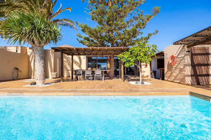 Beautiful villa with private pool and terrace . - Villa Santana . (Galería de imágenes) }}